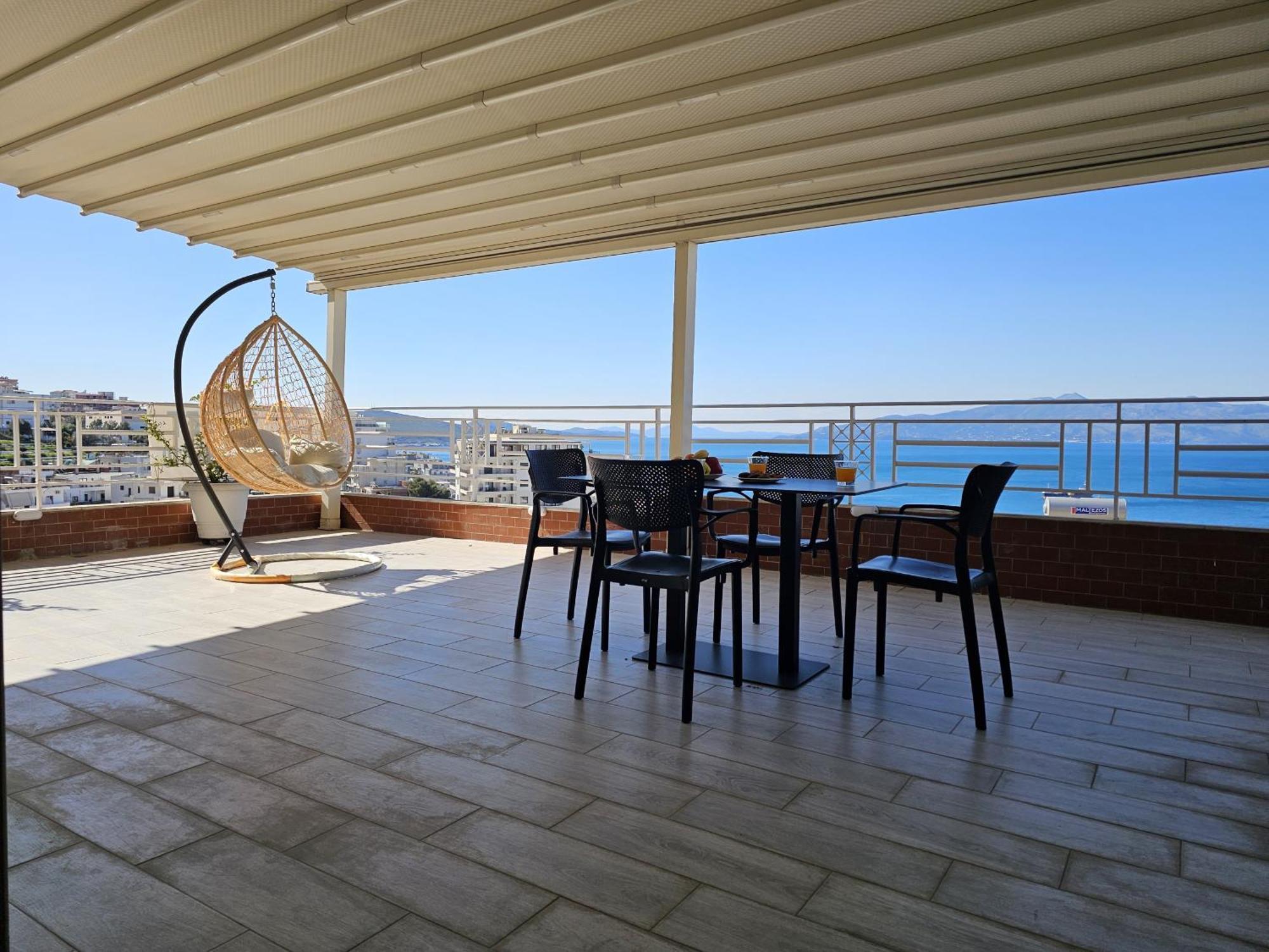 Deep Blue Rooftop - 111 Sarandë Exterior foto